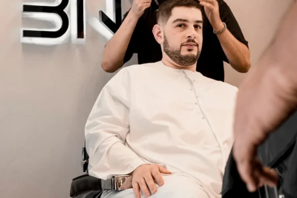 Emirati-Man-At-Barbershop Emirati-Man-At-Barbershop
