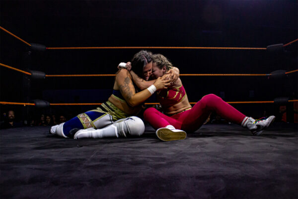 Women-Wrestlers-Hugging Women-Wrestlers-Hugging